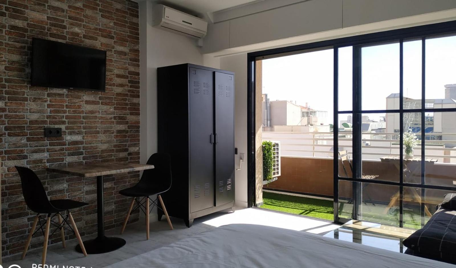 Estudiotel 95 Centro Alicante Bagian luar foto