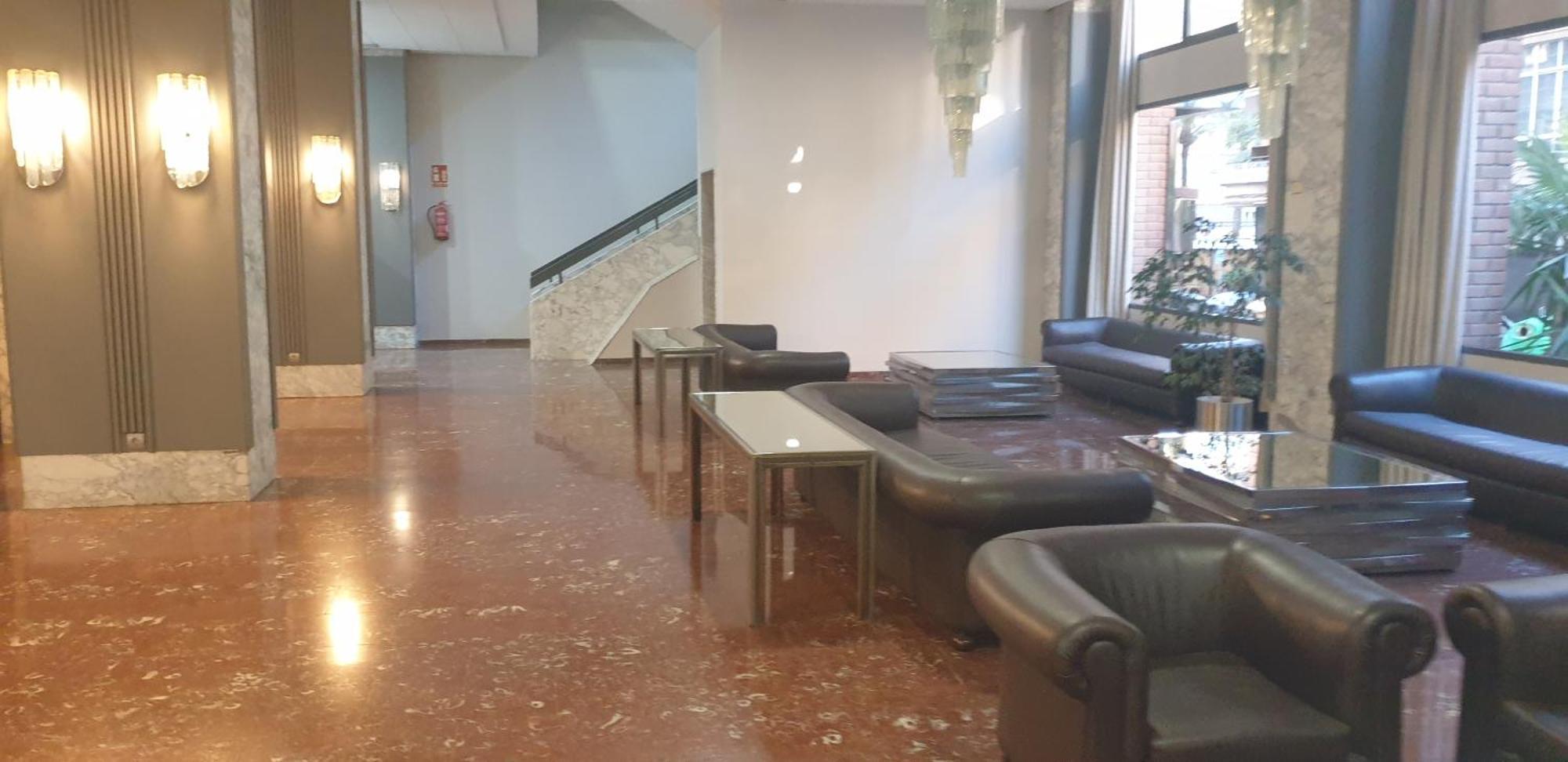 Estudiotel 95 Centro Alicante Bagian luar foto